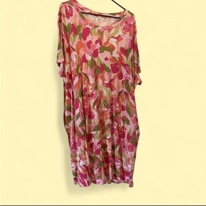 Plus Size 4XL Terra & Sky Pink and Green Floral Print Top